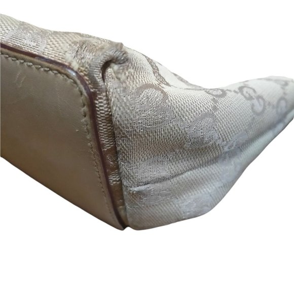 Gucci GG Ivory Canvas Handbag*** - Picture 4 of 8